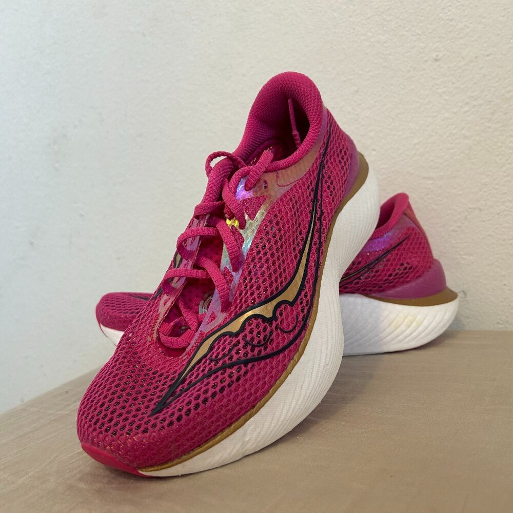 W 8 Saucony Endorphin Pro 3